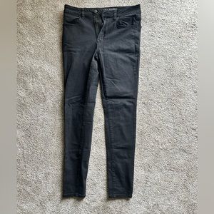 American Eagle black jeggings
